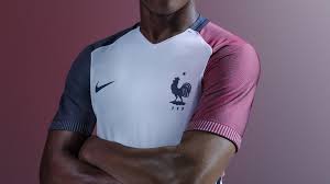 Contre l'allemagne, jeudi 7 juillet à marseille, il peut basculer dans une. ÙØ­ÙØ±Ù ÙÙÙ ÙÙÙÙØ© Ø±Ø§ÙØ¹Ø© Maillot Equipe De France 2016 Nike Findlocal Drivewayrepair Com