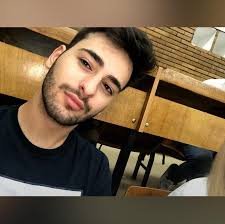 What apps can I use to invest in S&P 500?