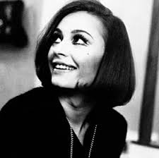 La carriera di raffaella carrà, un'icona tra lustrini brillanti e accessori rock. Raffaella Carra Fanpage Np 1970 Facebook