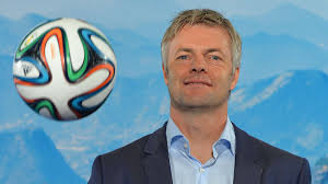 Wales konnte auch nach wiederbeginn nicht zulegen, italien hatte daher wenig mühe, den sieg das spielte den hausherren noch mehr in die karten. Em 2021 Die Kommentatoren Und Experten Der Tv Sender Goal Com