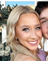 Gretchen Trahan Savoy (@make_up_by_gretchensavoy) • Instagram photos and  videos