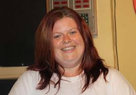 Paula Shaves Her Hair Off for Cancer Charity