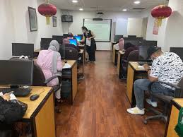 معهد كونفوشيوس بجامعة فيلادلفيا يقيم مسابقة الخط الصيني لطلبة اللغة الصينية