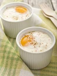 Recette Oeufs Cocotte Jambon Gruyere Notre Recette Oeufs Cocotte Jambon Gruyere Aufeminin Com Recette Oeuf Oeuf Cocotte Jambon Recettes De Cuisine