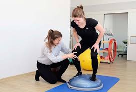 Übungen müssen auch zu hause noch täglich durchgeführt werden. Therapieangebot Weitsicht Physiotherapie Carmen Buchner