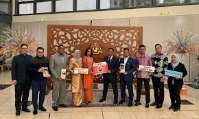 We did not find results for: Malaysiakini Tourism Selangor Supports The Mco With Full Commitment Without Deterring Its Tourism Promotions For 2020