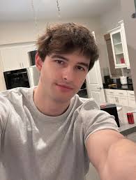 Wanna make new international friends, I'm from 🇺🇸. You?