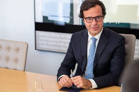 +351 21 030 86 00 lisboa@uria.com Francisco Proenca De Carvalho E Uma Ingenuidade Achar Que As Decisoes Nao Sao Influenciadas Pelo Mediatismo Eco