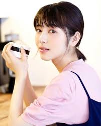 She is an actress, known for kimi no suizô o tabetai (2017), the promised neverland (2020) and hello world (2019). Minami Hamabe Wallpapers Wallpaper Cave