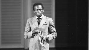 Columbia records has been diligent about going through miles davis' massive catalog, painstakingly remastering and reissuing his collected works in both handsome box sets sorted by period and actual releases annotated with extra material from their attendant sessions, but this gargantuan set marks a true departure for them. Miles Davis Illustrations Drive A Classic Recording In New Video For Moon Dreams Npr