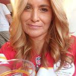 Annmarie Albert's Instagram, Twitter & Facebook