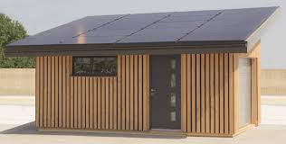 La Solaire Box C Est La Premiere Construction Autonome En Energie Elle Peut Etre Utilisee En Tant Que Garage Construction Ecologique Construction Idees Jardin