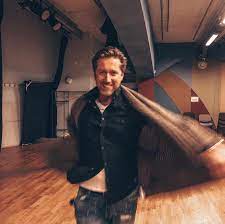 Scroll down and check out his short and medium hairstyles. Robert Kochanek Photos Facebook