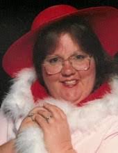 Evelyn Hemphill's Instagram, Twitter & Facebook