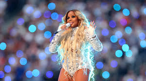 Mary J. Bliges Hair and Makeup Artists Reveal Their Super Bowl Glam  Secrets | Glamour