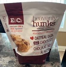 Costco E C S Heavenly Hunks Review Costco Meals Oatmeal Chocolate Chip Cookies Chocolate Chip Granola Bars