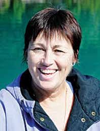 Spring 2015 Issue 7 SAFETY CULTURE TO BE SEEN IS TO BE SAFE TALKING CHANGE  WITH ANDREW STIRZAKER