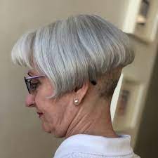 Jowls are excess or saggy skin on the neck. What Are The Best Hairstyles Haircuts For Sagging Skin Hair Adviser