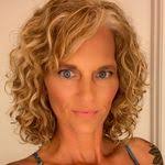 Jeana Napier's Instagram, Twitter & Facebook