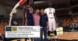 Tallest Matchup In College Basketball History Uci S 7 6 Mamadou N Diaye Met Ucf S 7 6 Tacko Fall On 11 18 15 Basketball History College Basketball Tall Guys