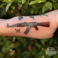 Pin Em Tattoo Old School
