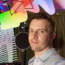 Chris Starkey's Instagram, Twitter & Facebook