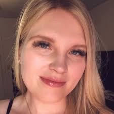 Kari Rowan (@kari_rowan)