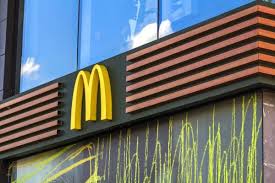 This new mobile mcgold card, however, is good at any location in the world, although how much to be eligible to win this mcgold card, all you have to do is download and place a mobile order on. Mcdonald S Offers Free Food For Life Through Mcgold Card Contest Pr Daily