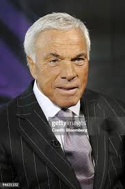 65 Angelo Mozilo Photos & High Res Pictures