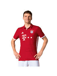 Our shirt selection included lots of variations on the classic fc bayern münchen red home strip and we also have track tops, jackets, shorts, patches and other accessories from the adidas branded collection. Olxq3aegeywx7m