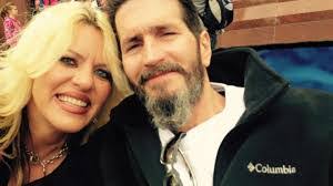 Donna Reno's Instagram, Twitter & Facebook