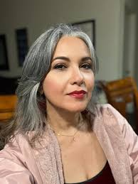 Just smile! Life is beautiful!! Happy weekend everyone!! silversisters