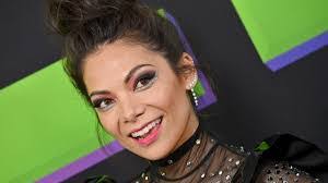 Ginger Gonzaga's Instagram, Twitter & Facebook