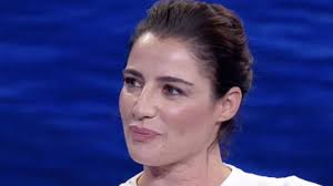 Il successo della fiction con luisa ranieri incide pesantemente sul risultato delle reti concorrenti. Lolita Lobosco Fiction Con Luisa Ranieri Trama E Quando Va In Onda