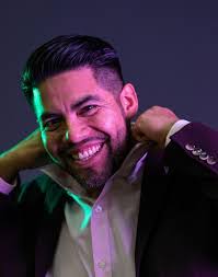 Adam Loo's Instagram, Twitter & Facebook