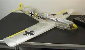 Wie es um die rechtliche situation der genutzten vorlagen bestellt ist, bleibt bislang unklar. Messerschmitt Modellflugzeug Aus Dem 3d Drucker