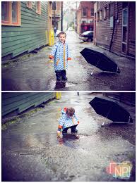 Rainy Day Activities Foggy Day Family Photography Sneak Peek Naissance Photography Seattle Photography Toddler Photography Rainy Day Photos