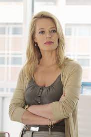 Jeri Ryan Photo Body Of Proof Season 2 Stills Jeri Ryan Seven Of Nine Jerry Ryan