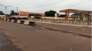 Residents flee as ipob's esn clash with soldiers in abia the nigerian military on saturday clashed with members of … Biafra Day How Nigerian South East States Observe Sit At Home Order On Biafra Remembrance Day 2021 Bbc News Pidgin