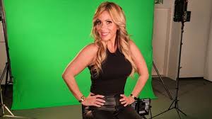 The list includes charlotte roche, amy winehouse, gülcan kamps and more. Tv Comeback So War Es Fur Moderatorin Gulcan Kamps Promiflash De