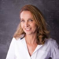 10 "Suzanne Pascoe" profiles