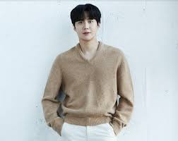 Because it's you is a soft pop track with an acoustic feel to it. Kim Seon Ho Calls Start Up A Gift For Letting Him Meet His Character