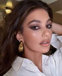 Clara Estévez (esguincedeclitoris)