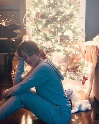 Camila Say You Won T Let Go So Thankful For You Guys Sending You All The Love In The World Camila Cabello Young Celebrities Cabello Hair