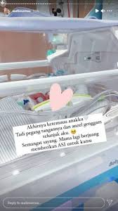 Jika kerja jauh pun tak tahan ingin jumpa, maka dia akan selalu video call istrinya. Audi Marissa Girang Bisa Peluk Anaknya Berharap Bisa Cepat Pulang Ke Rumah Indozone Id