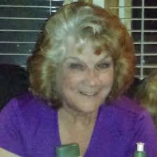 Lynette Kraft's Instagram, Twitter & Facebook