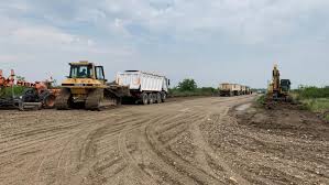 Stiri interne • acum 16 minute. Primele Imagini De Pe È™antierul Drumului Expres Dx12 Craiova PiteÈ™ti