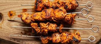 Puedes dar un toque más asiático con jengibre y ralladura de limón. Pinchos Morunos Recetas El Comidista El Pais