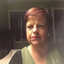 Cracker Jacks snack contents and nostalgia