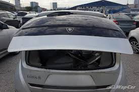Pintu kat tempat duduk pemandu pulak tu alahaiii. Adakah Proton Emas Satu Peluang Keemasan Yang Disia Siakan Wapcar